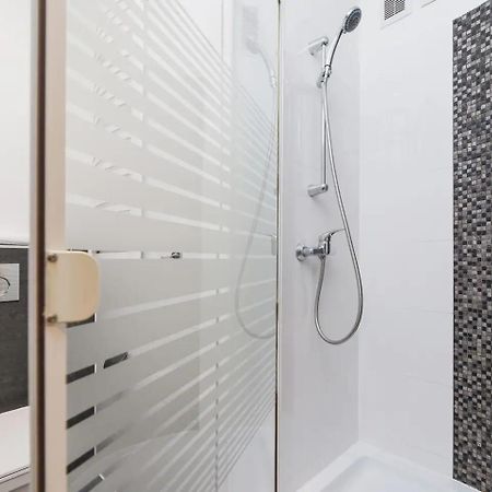 Апартаменти Private Parking - Old Town - Sw Krzyza 16 Street Краків Екстер'єр фото