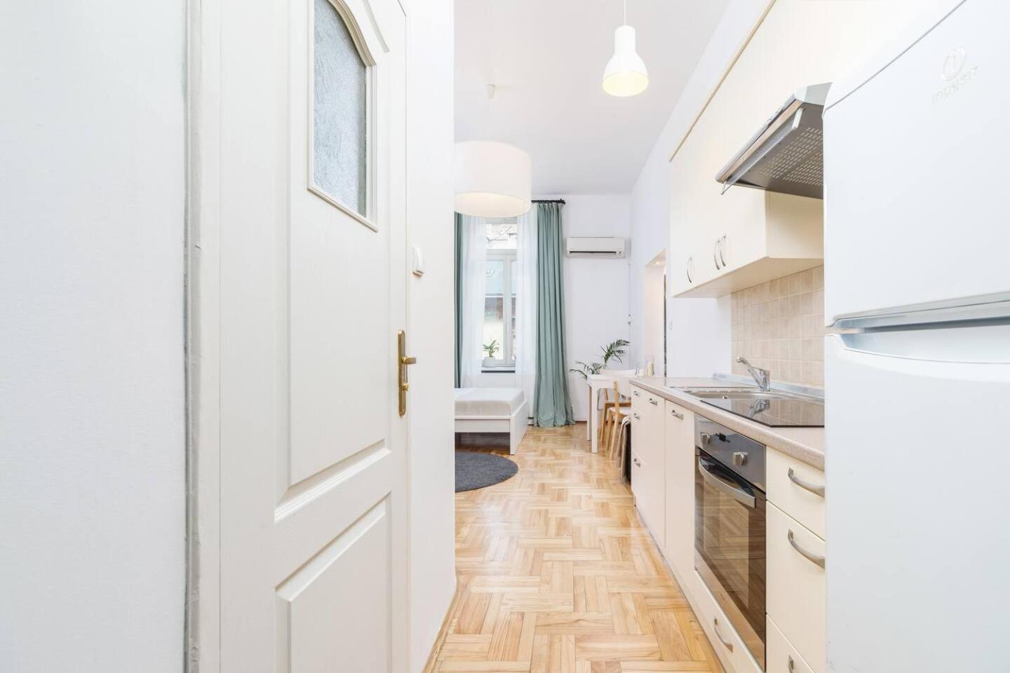 Апартаменти Private Parking - Old Town - Sw Krzyza 16 Street Краків Екстер'єр фото