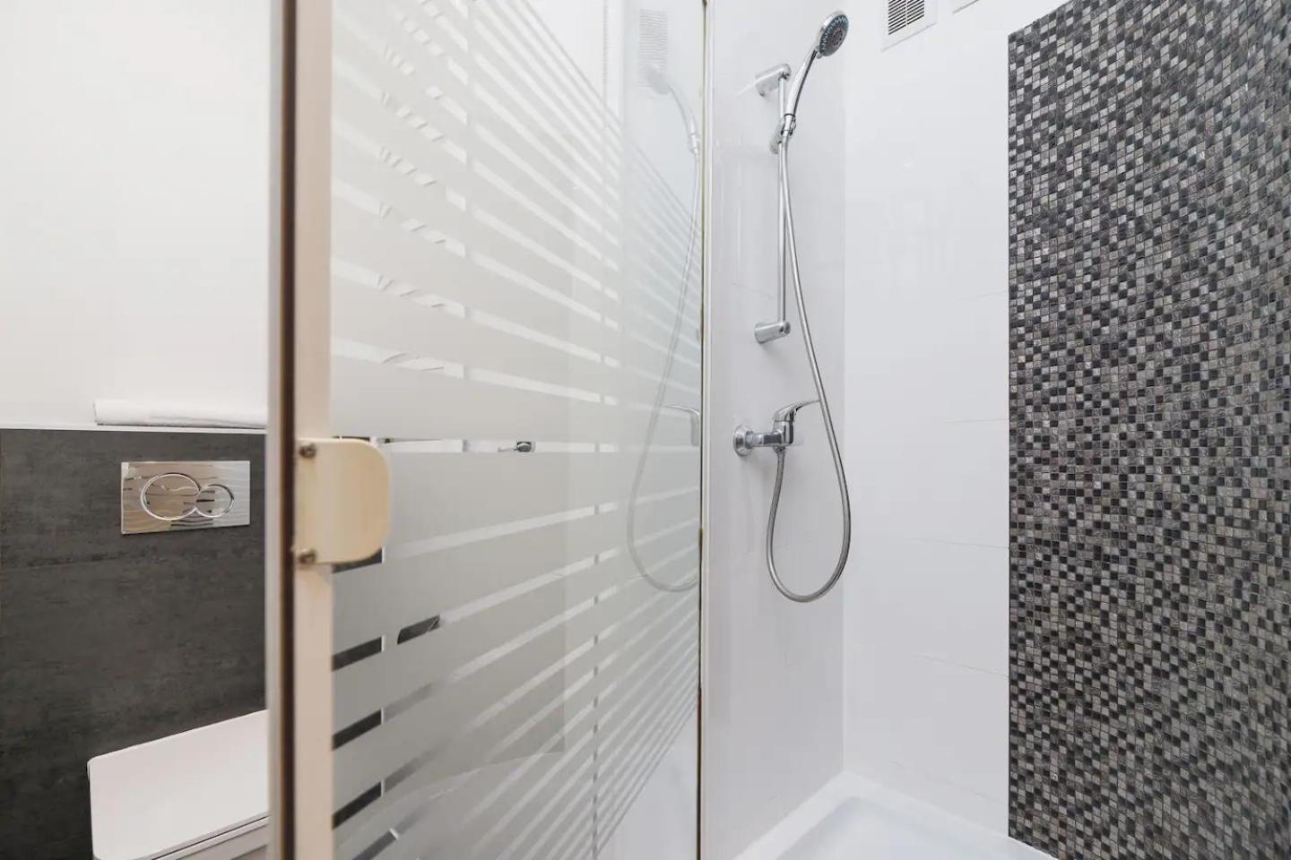 Апартаменти Private Parking - Old Town - Sw Krzyza 16 Street Краків Екстер'єр фото